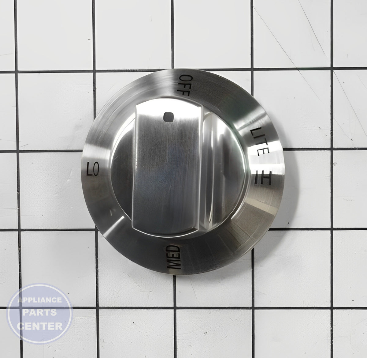FRIGIDAIRE OVEN KNOB 318242221 - Installation in specific model showing mounting points