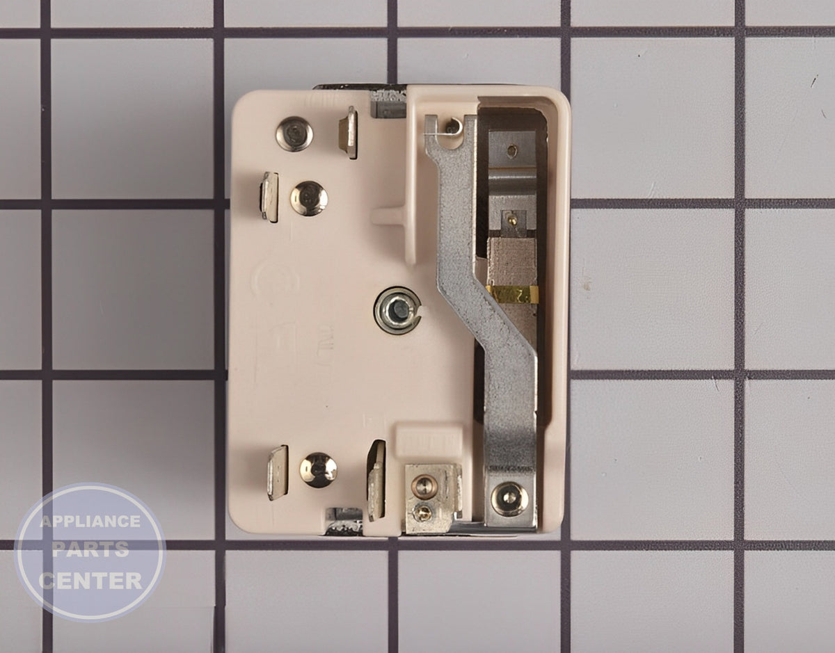 FRIGIDAIRE OVEN SWITCH 318293824 - Installation in WCI Range/Stove/Oven models, showcasing key mounting points
