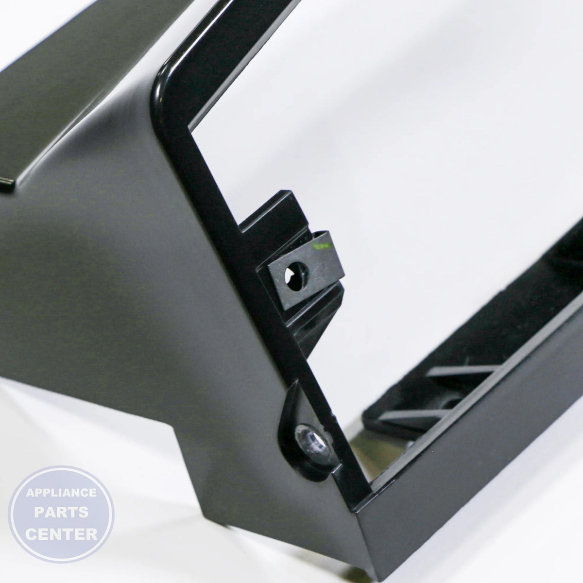 WCI CONSOLE 318296602 - Installation in specific model displaying key mounting points