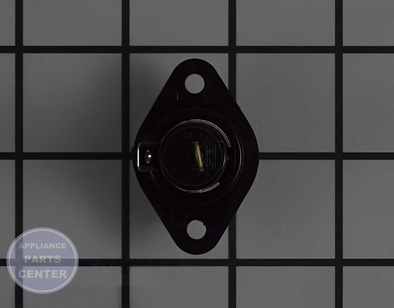 FRIGIDAIRE MICROWAVE FUSE AND HOLDER 318647300 - Detailed view of thermal fuse