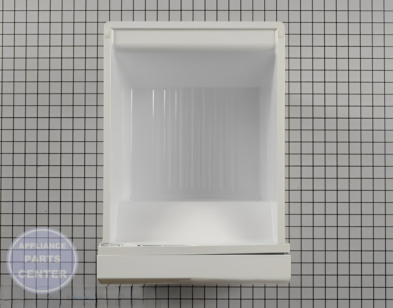 [Brand] LG VEGETABLE TRAY ASSEMBLY 3391JJ1018K - Main view showing spacious storage for LGE models