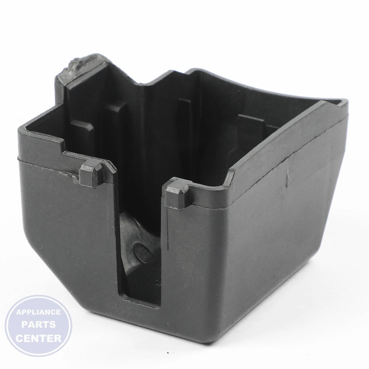 L-G COVER,PTC 3550JA2042C - Installation in L-G model showcasing secure mounting points