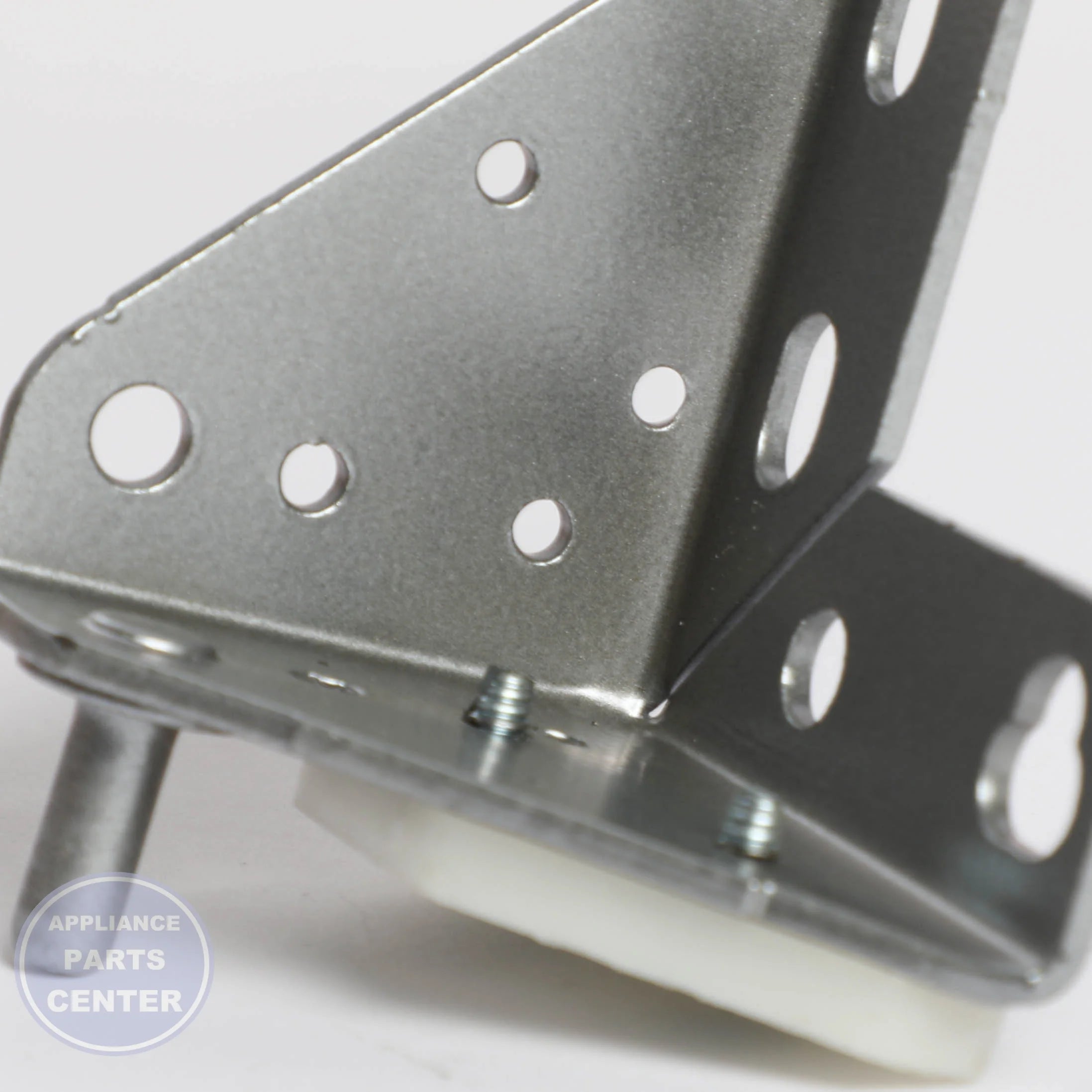 WPL BTM HINGE ASY-RT-SLOTTE 4-82693-011 - Main view showing door alignment for specific models