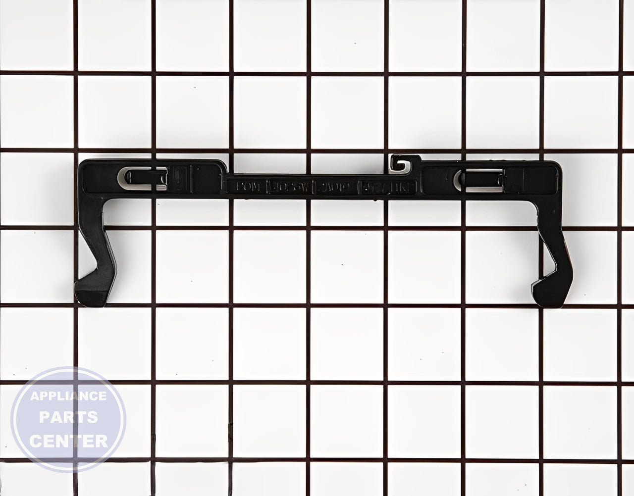 LG LOCKER 4026W2A019C - Main view showing secure latch for specific models
