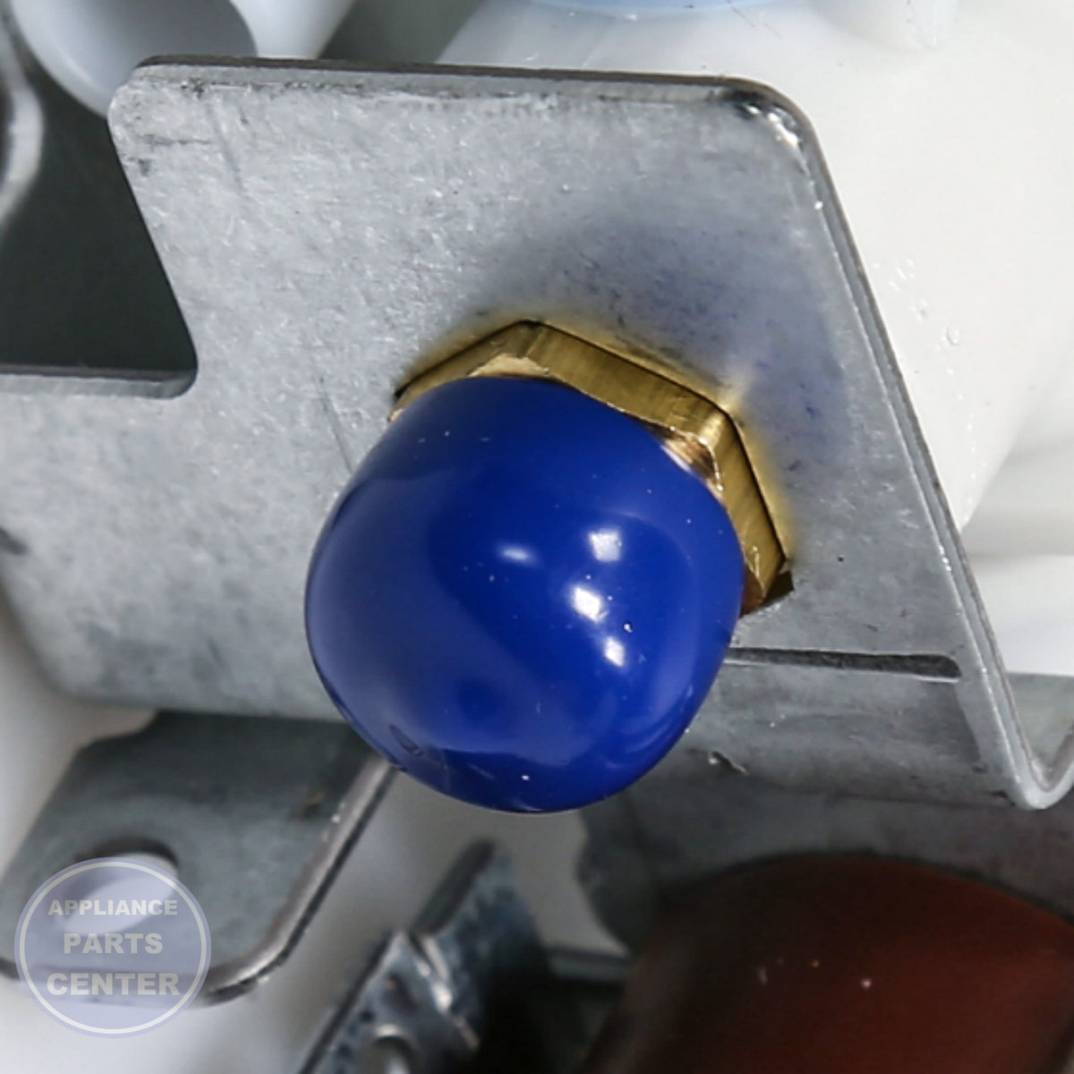 WPL ICEMAKER KIT 4396418 - Installation in 1165801A showing key mounting points