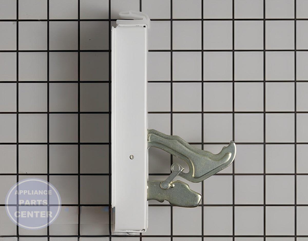 Bottom Hinge 4775JJ2011D - Detailed view of steel construction