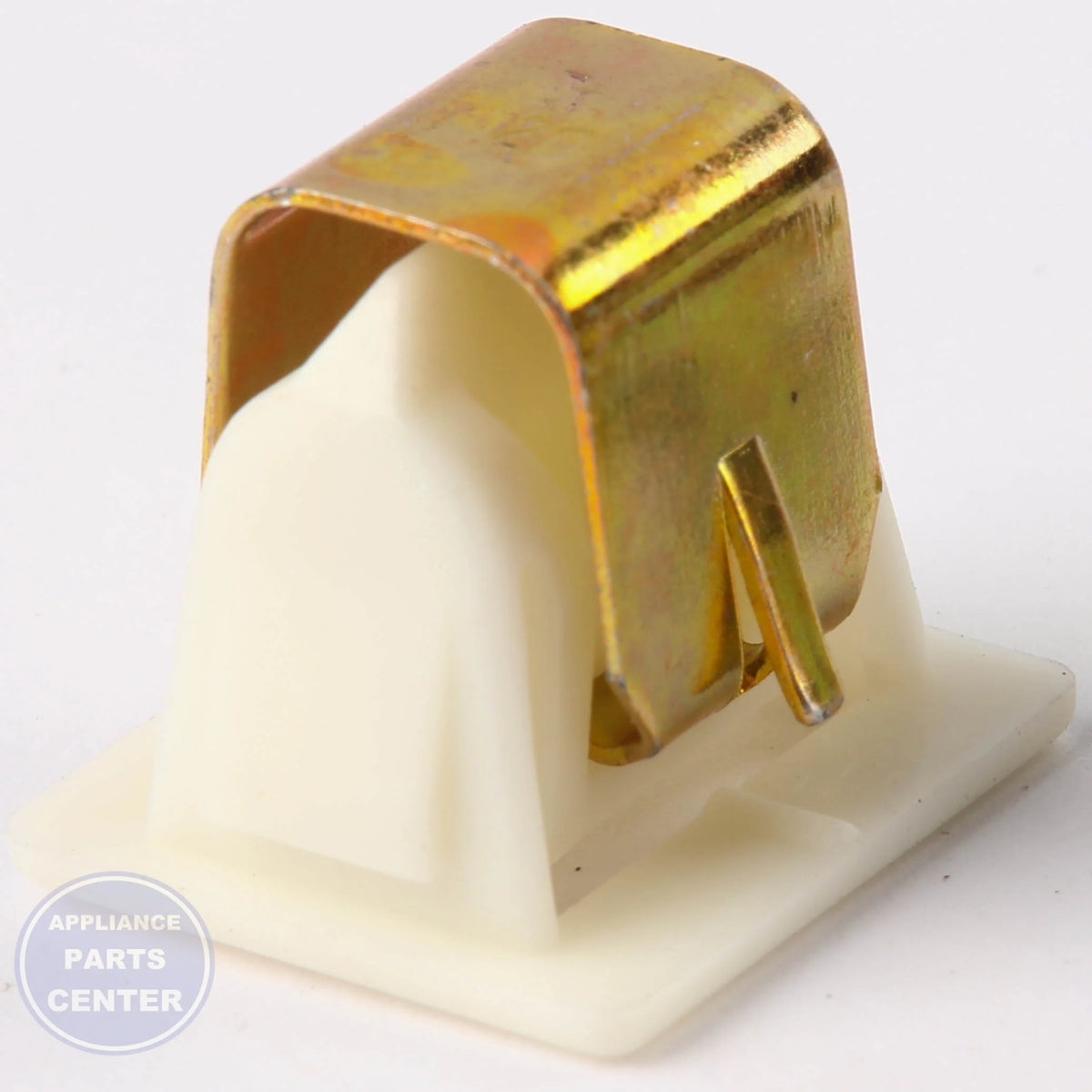 WCI 70-DRYER DOOR LATCH 5303310292 - Installation in specific model showing latch mounting points