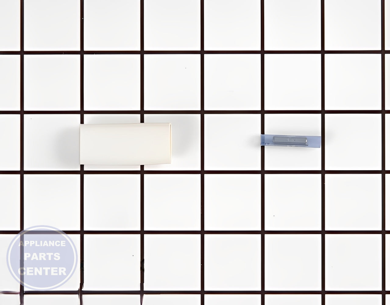 FRIGIDAIRE REFRIGERATOR DEFROST HEATER KIT 5303918255 - Detailed view of high-quality heating element