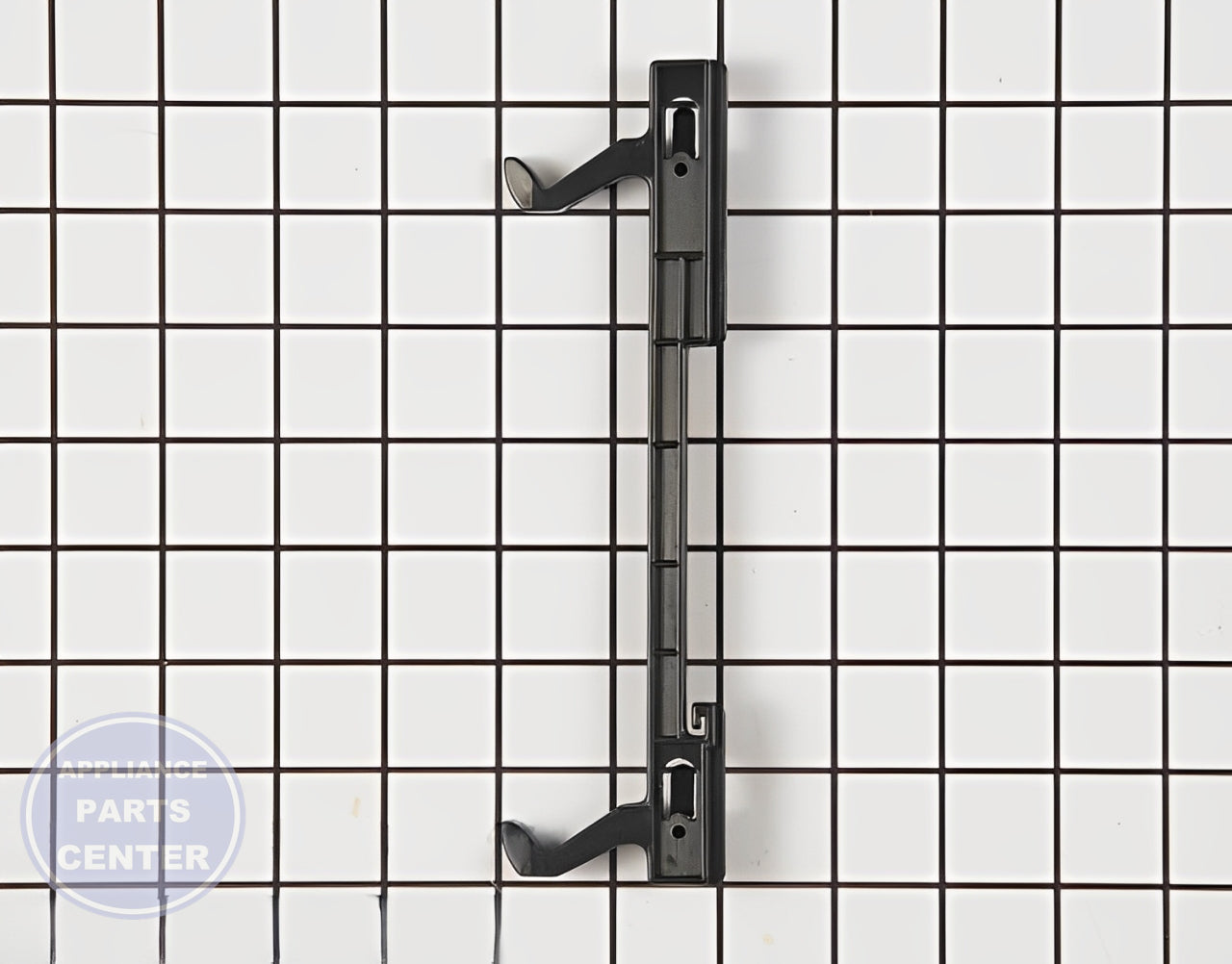 FRIGIDAIRE MICROWAVE DOOR HOOK 5304477389 - Main view showing secure closure for FRIGIDAIRE models