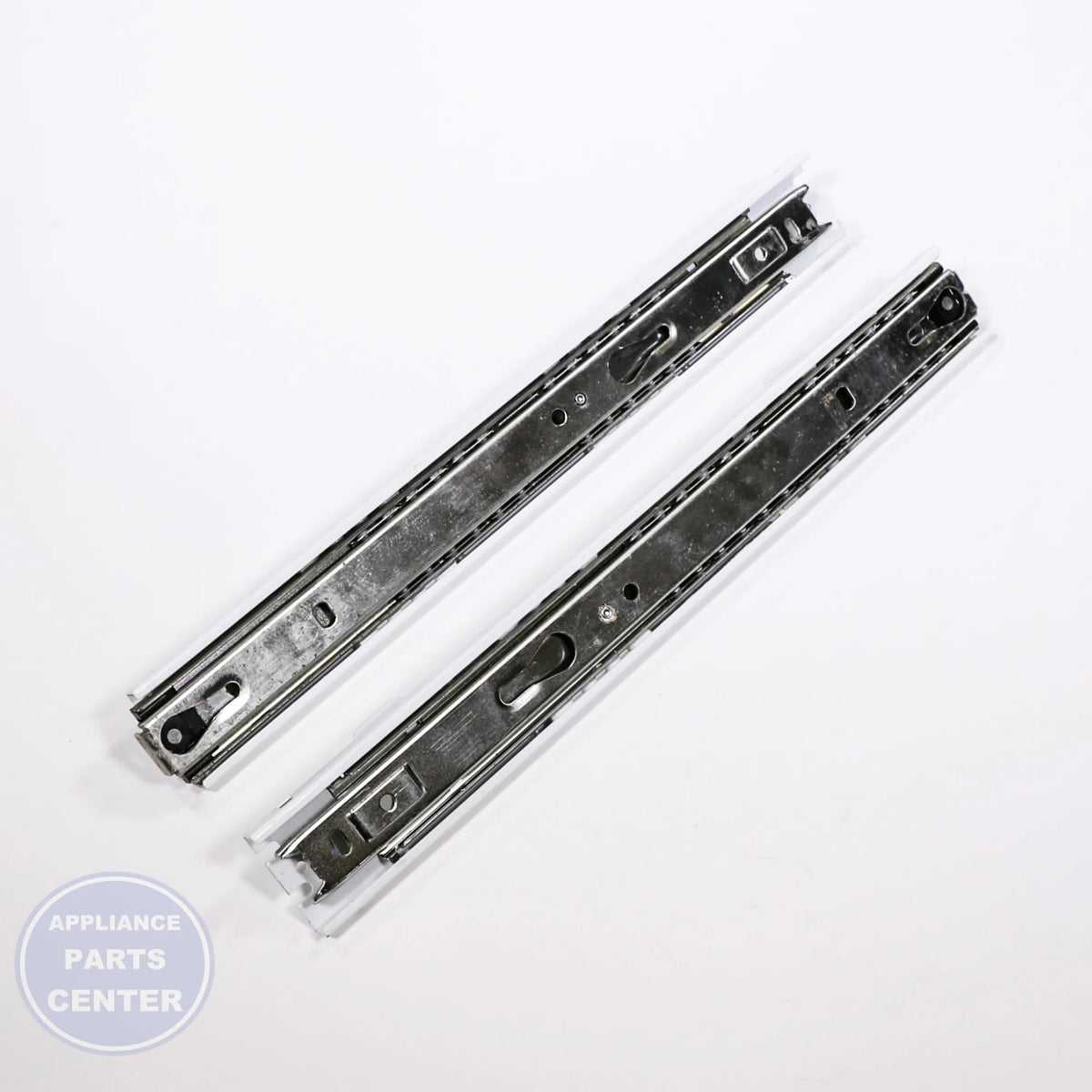 WCI SLIDE SET RH & LH 5304491062 - Installation in 241894202 model showing key mounting points