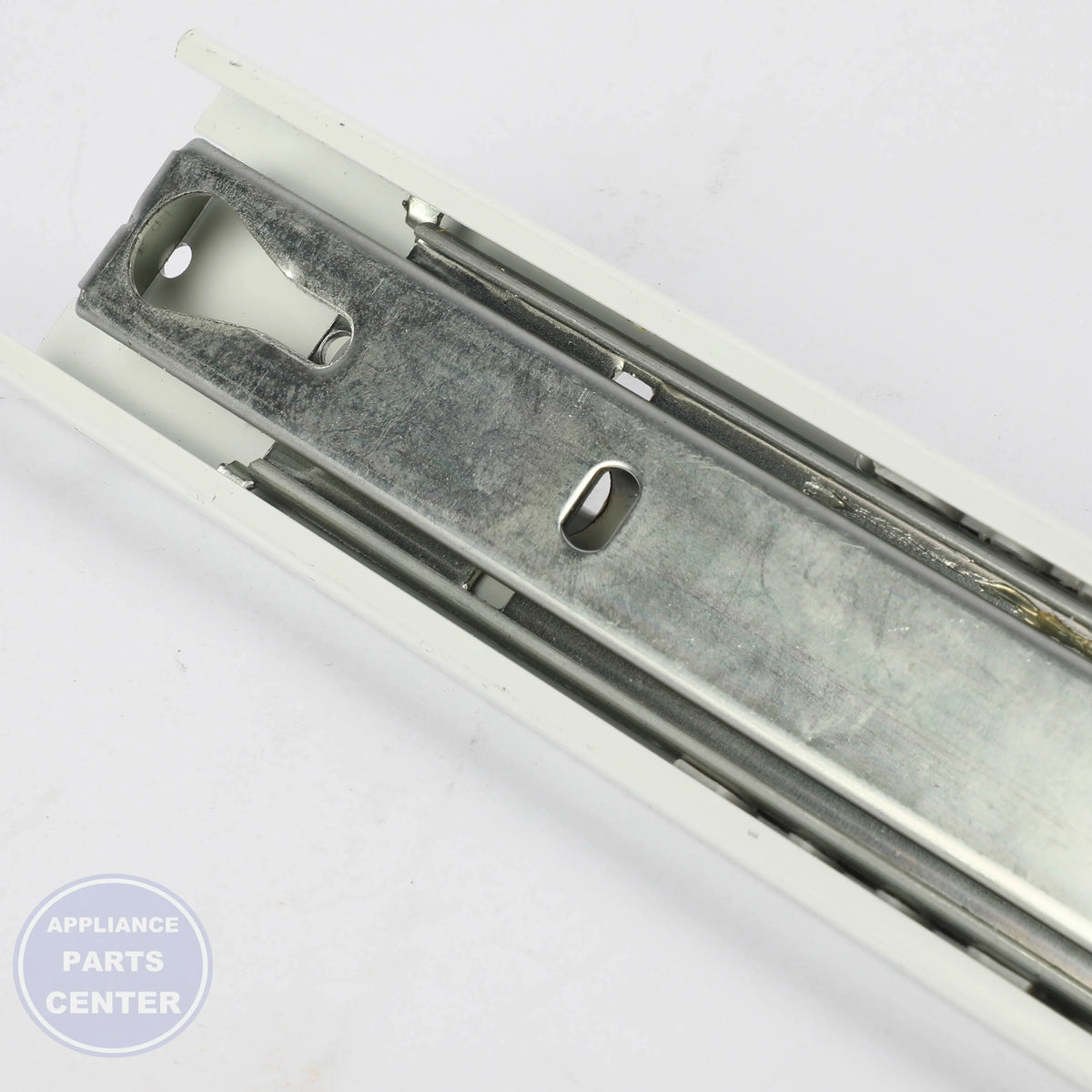 SLIDE ASSEMBLY 5304508094 - Side view with 50 lbs weight capacity