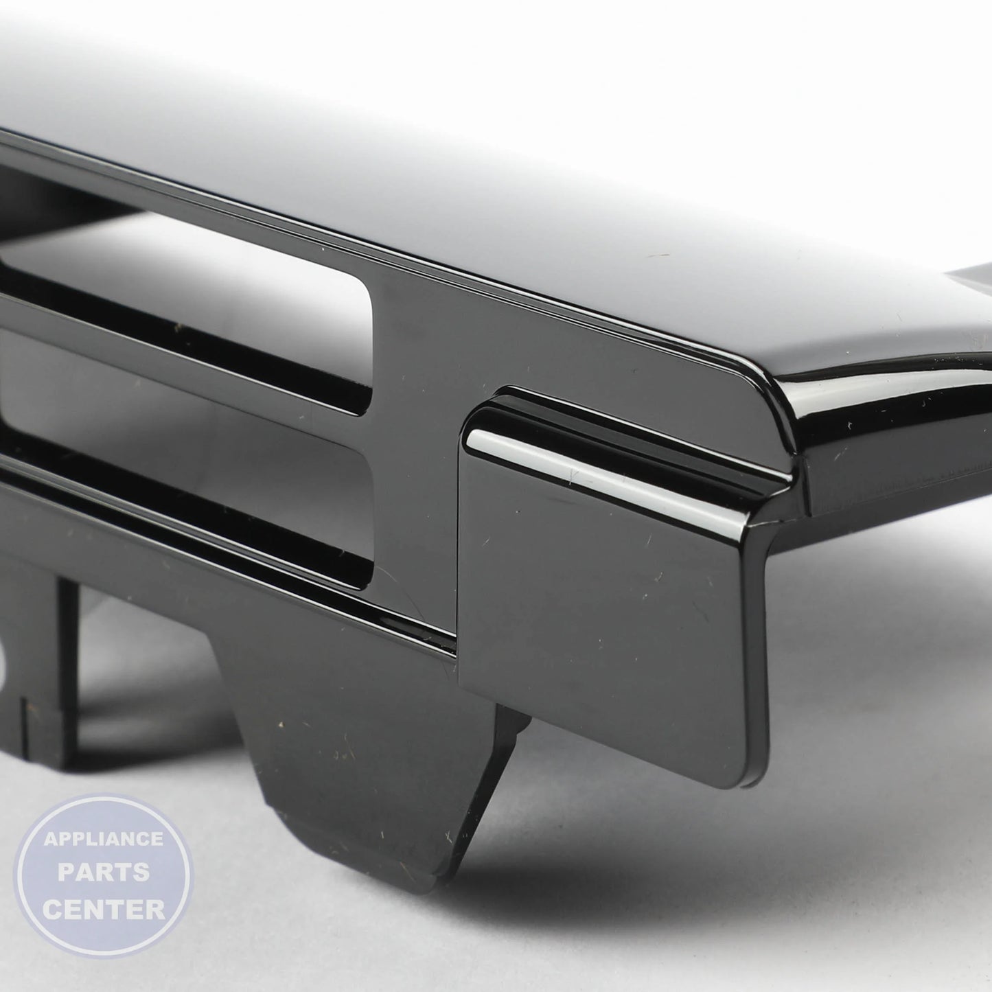 VENT 5304509490 - Detailed view of durable material and construction