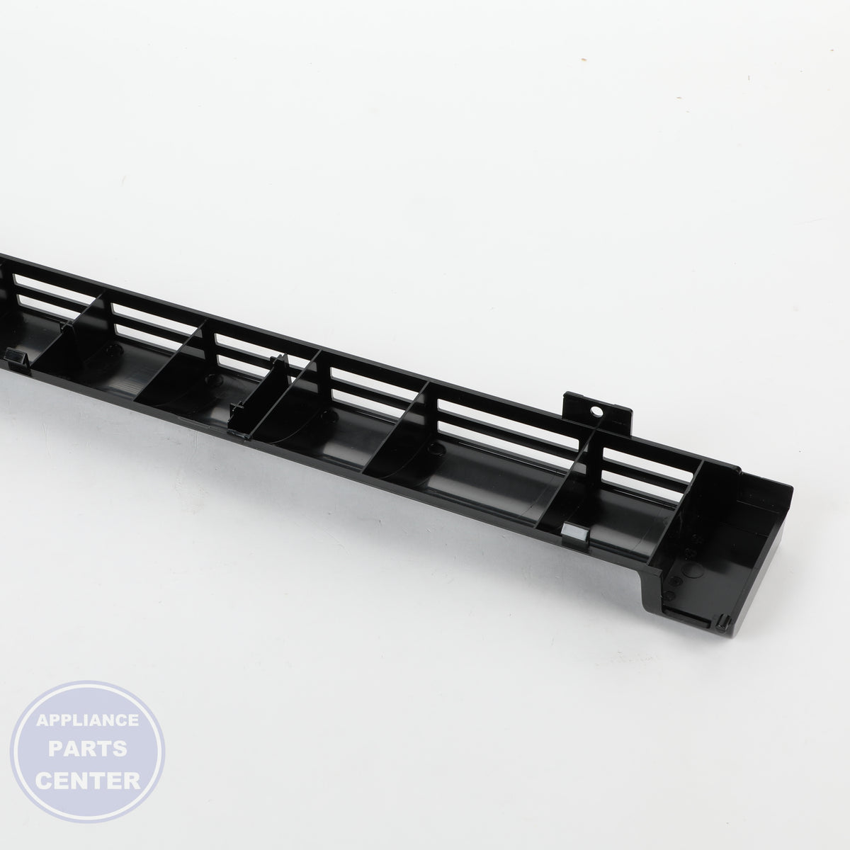 WCI GRILL 5304513480 - Installation in specific model showing key mounting points