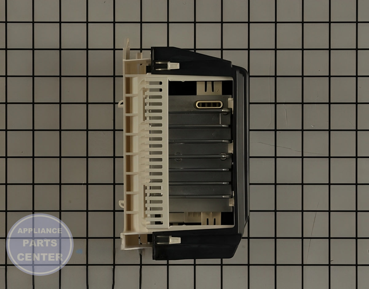 FRIGIDAIRE MOTOR CONTROL 5304516720 - Detailed view of circuit board & timer