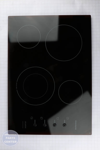 WCI MAINTOP 5304518625 - Installation in WCI Range/Stove/Oven models showing easy mounting points