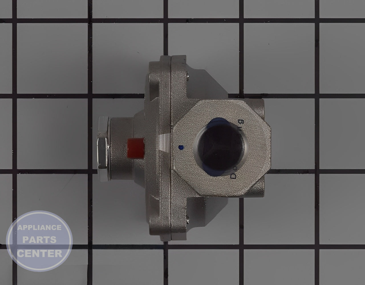 FRIGIDAIRE REGULATOR 5304519943 - Installation in WCI model showing key mounting points