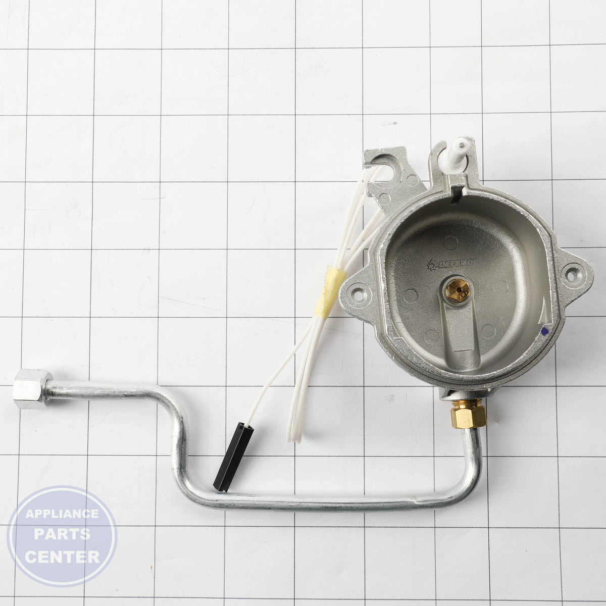 WCI IGNITOR/ORIFICE ASS 5304523873 - Installation in specific model showing key mounting points
