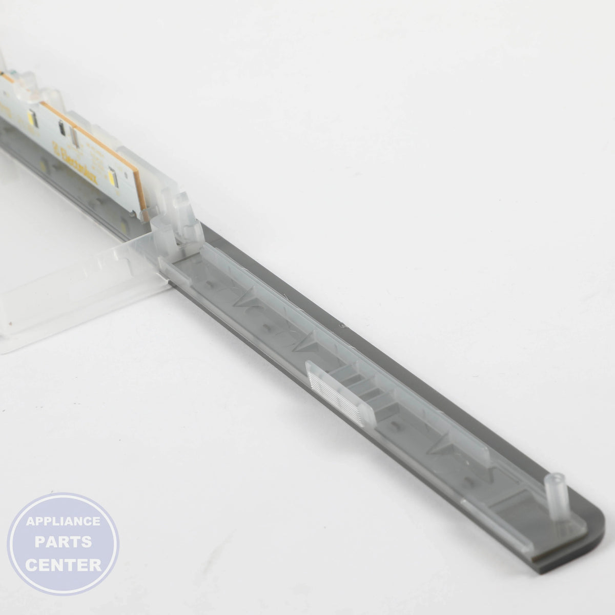 WCI LAMP ASSEMBLY 5304524659 - Installation in WCI model demonstrating key mounting points