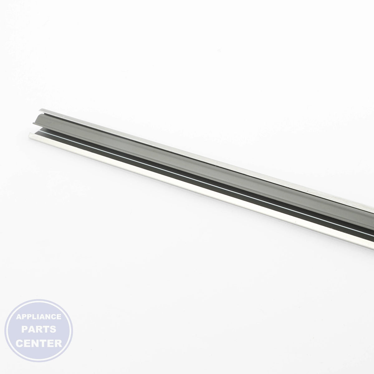 TRIM 5304527114 - Detailed view highlighting specific technical details