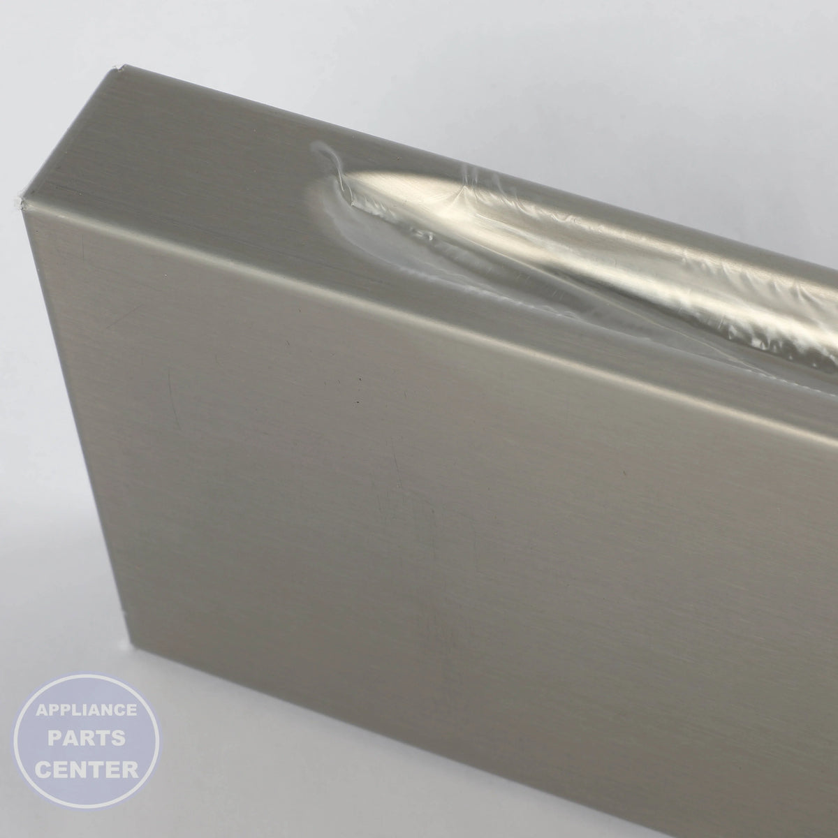 WCI PANEL 5304528223 - Installation in WCI Range showcasing easy mounting points