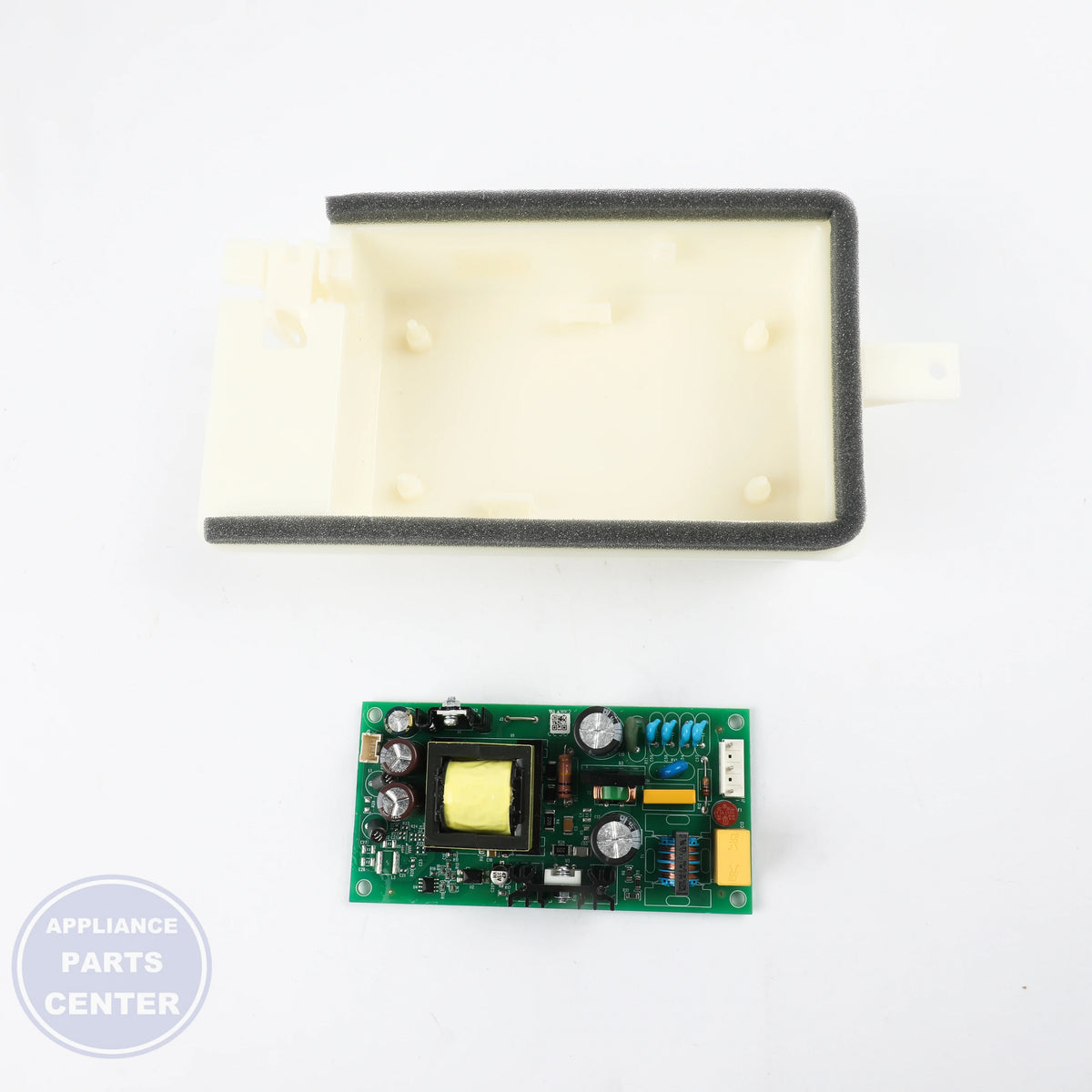 WCI CONTROL BOARD 5304532919 - Detailed view of electronic components