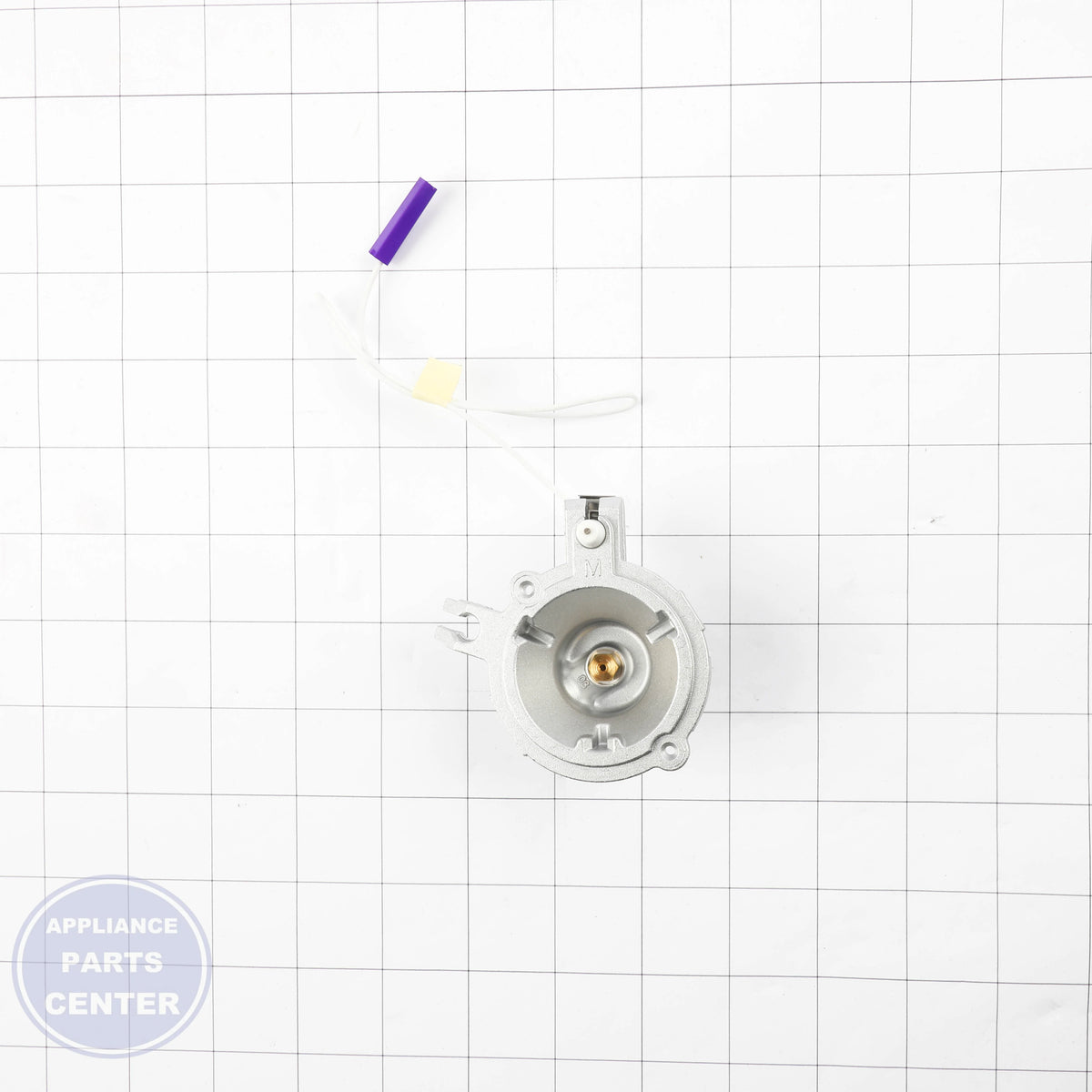 WCI IGNTR/ORIFICE 5304533853 - Installation in specific model showcasing key mounting points