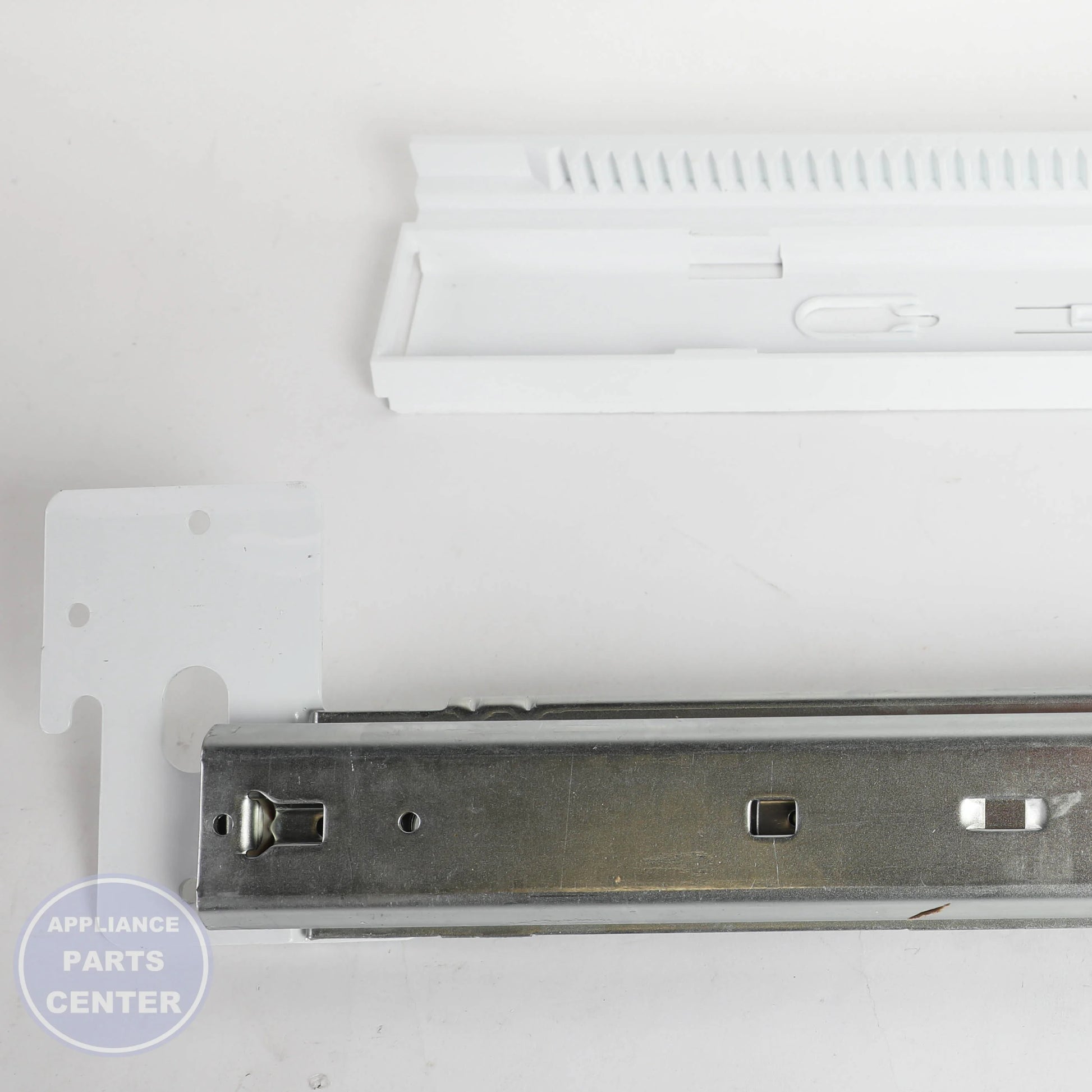 SLIDE ASSEMBLY 5304536916 - Detailed view of sturdy construction