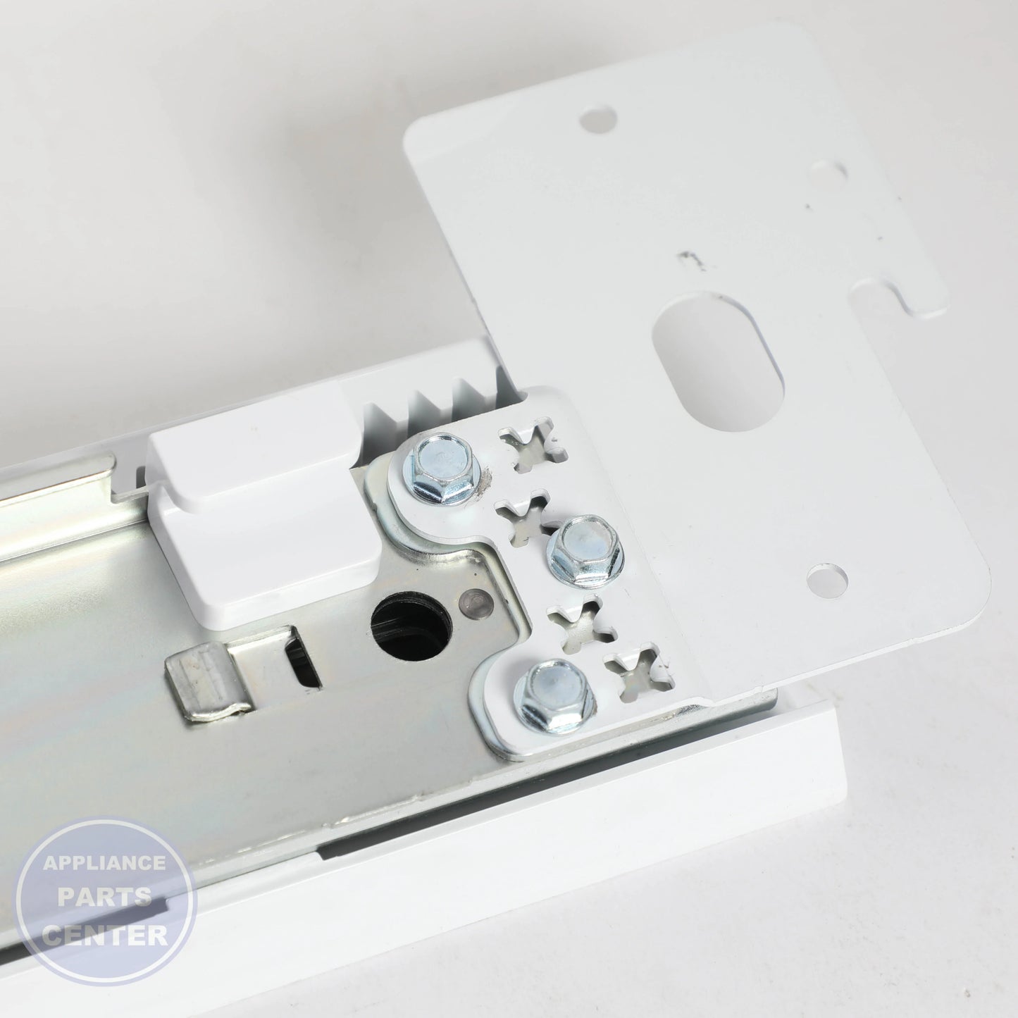 WCI SLIDE ASSEMBLY 5304536916 - Main view showing smooth operation for WCI models