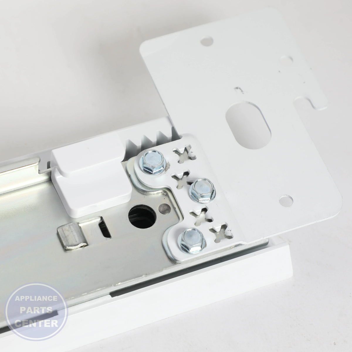 WCI SLIDE ASSEMBLY 5304536916 - Main view showing smooth operation for WCI models