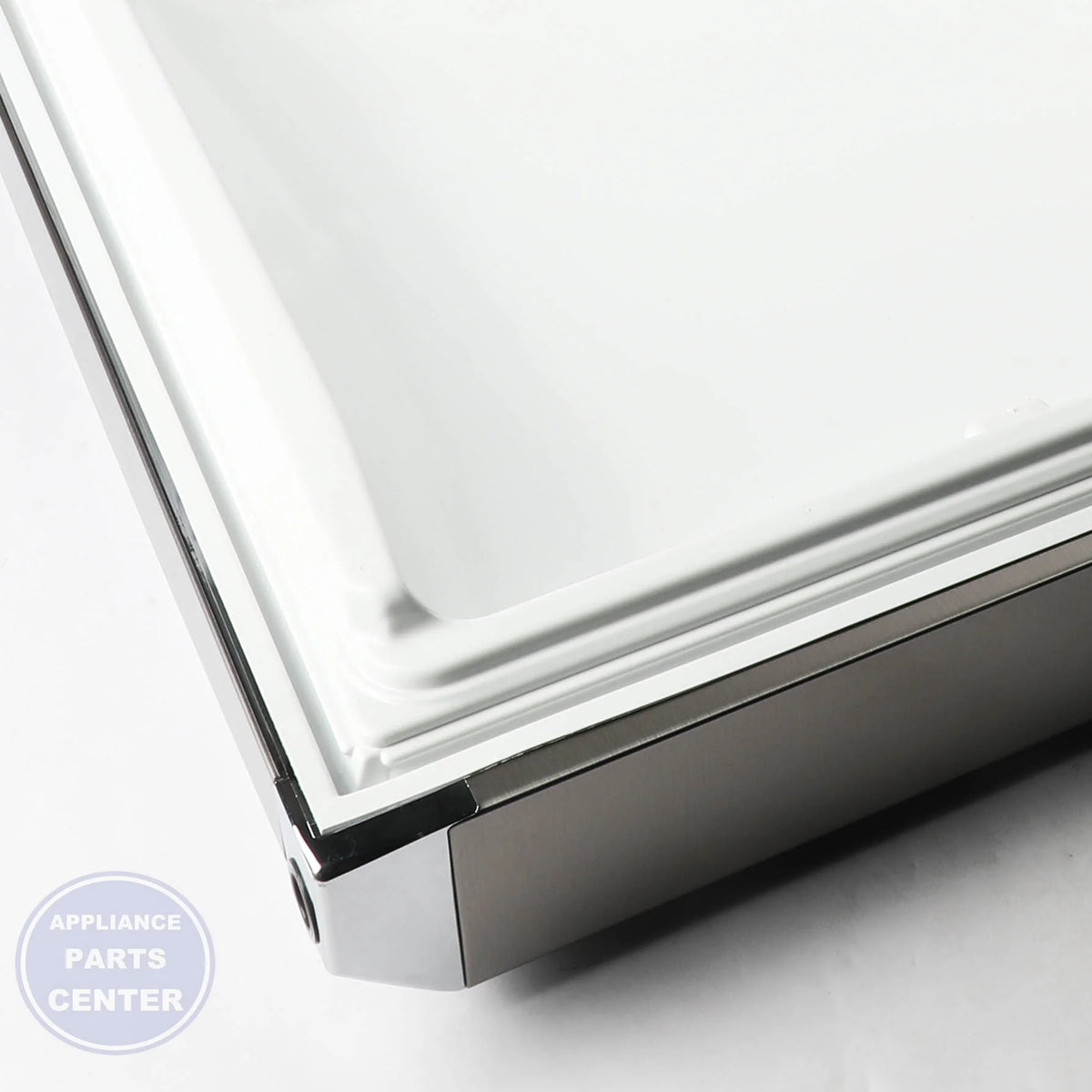 DOOR ASSEMLBY 5304536922 - Detailed view of sturdy construction