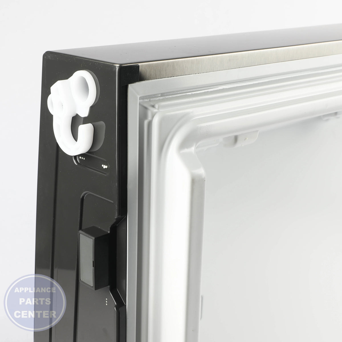 WCI DOOR ASSEMLBY 5304536922 - Installation in WCI models showing easy mounting points