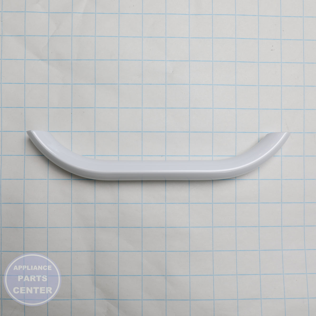 WCI HANDLE ASSEMBLY,WHITE 5304537780 - Installation in specific model showing secure mounting points