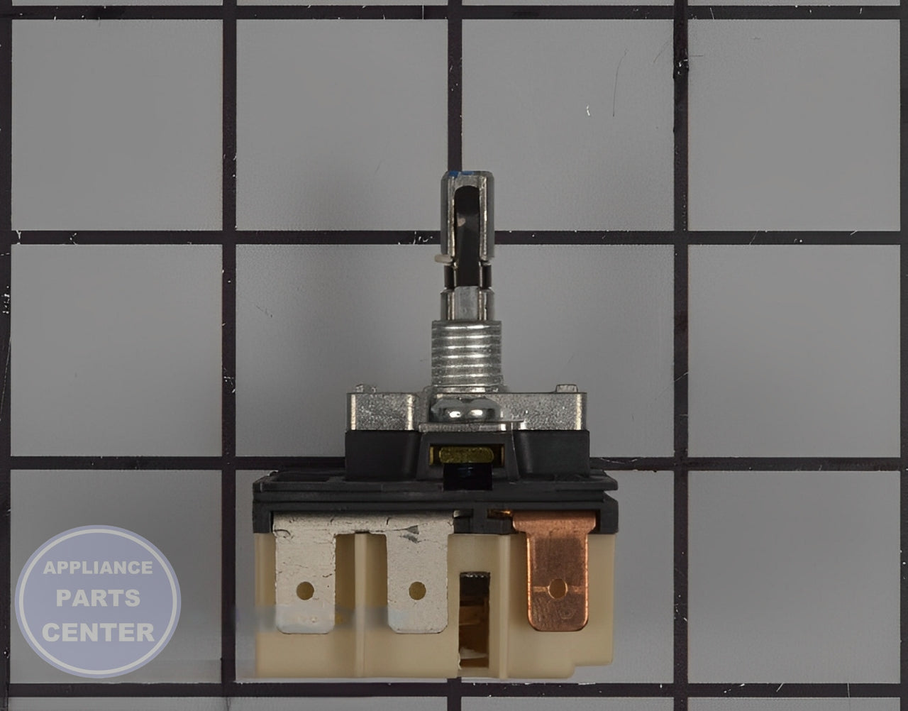 Whirlpool WHIRLPOOL OVEN COOKTOP BURNER SWITCH 700855K - Installation in Whirlpool models showing key mounting points