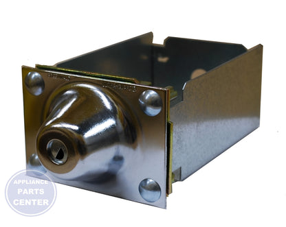 GRW GREENWALD LAUNDRY COIN BOX UG400A GI LOCK 8-1210-0-6 - Installation in GRW model showcasing convenient mounting points