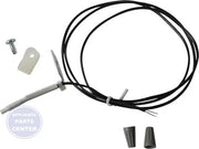 [Brand] Outdoor Temperature Sensor 8052 - Main view showing precise temperature readings for various models