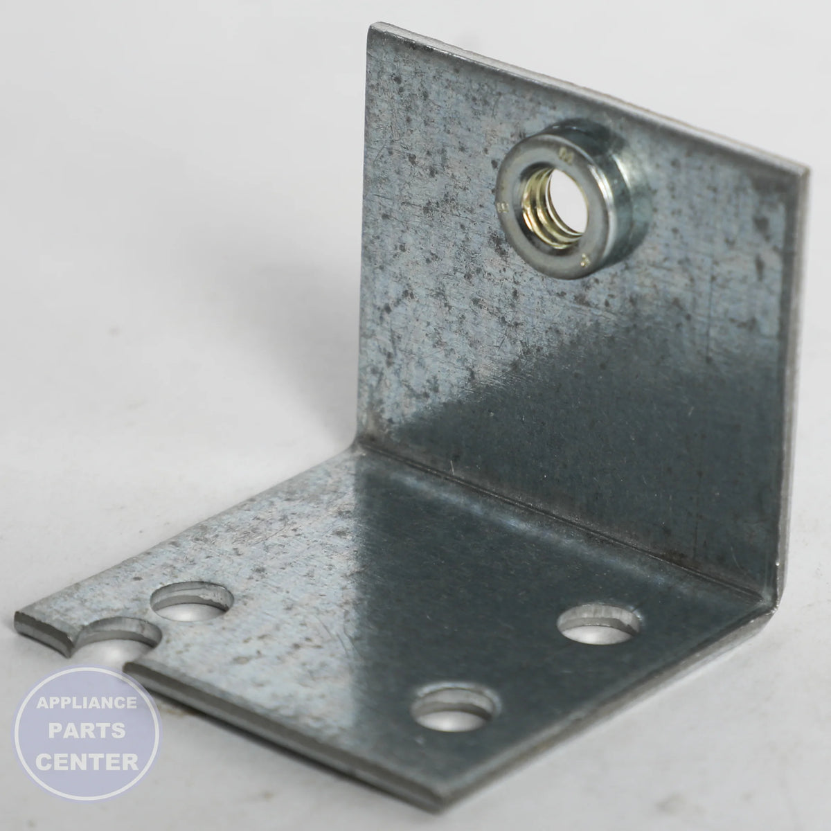 BRKT-MNTG 8190978 - Detailed view of durable construction