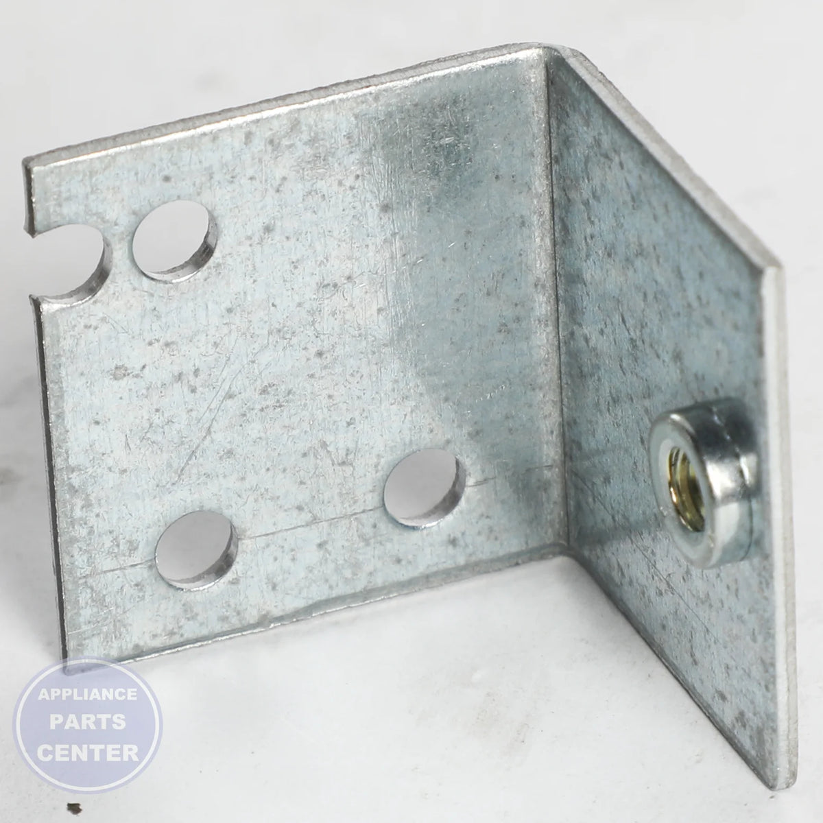 WPL BRKT-MNTG 8190978 - Installation in WPL1234 showing secure mounting points