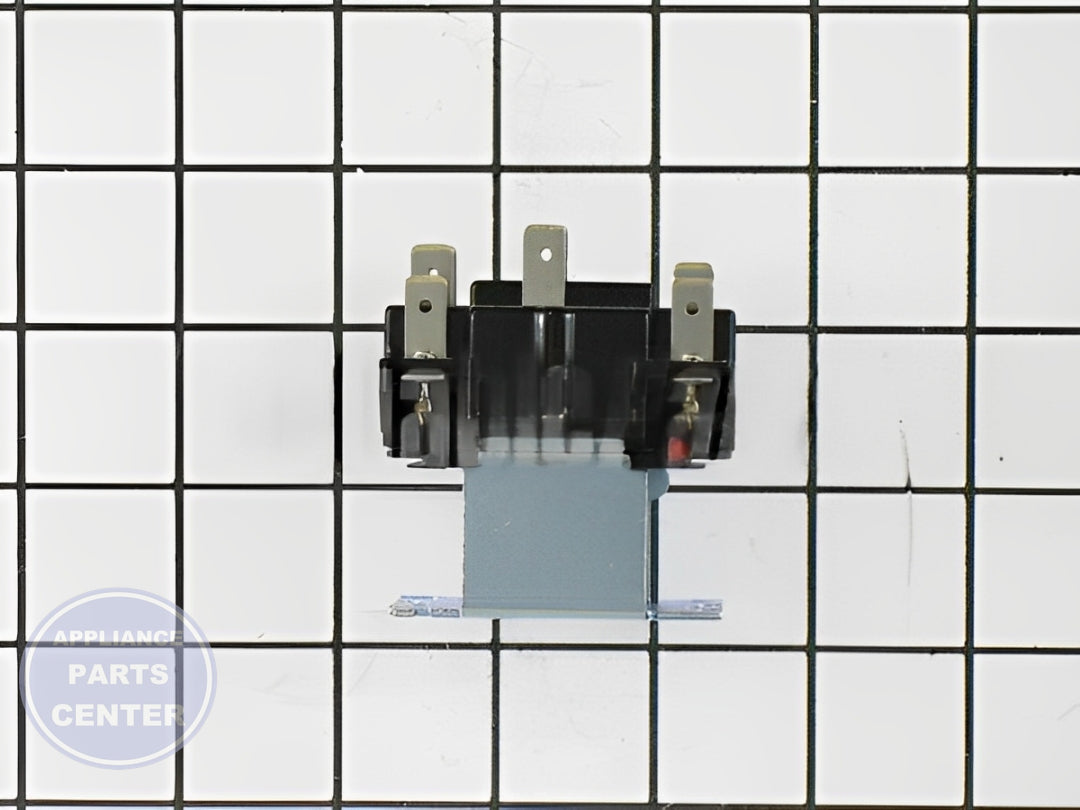 SEA SWITCHING RELAY 24 VAC DPDT 90340 - Installation in SEA models showing key mounting points