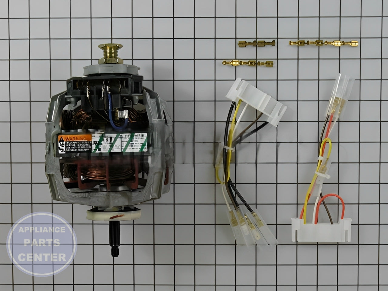SPEED QUEEN SPEED QUEEN/ALLIANCE DRYER DRIVE MOTOR 915P3 - Detailed view of durable motor components