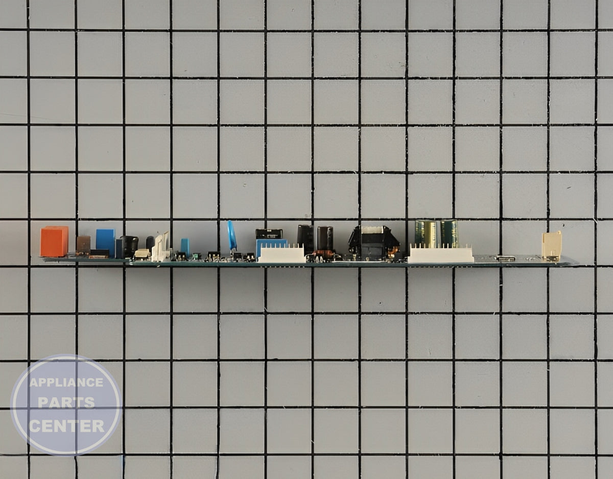FRIGIDAIRE CONTROL BOARD A11147301 - Detailed view of circuit board layout