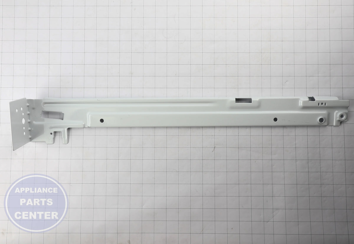 L-G CONNECTOR ASSEMBLY ACJ73650106 - Installation in specific model showing key mounting points