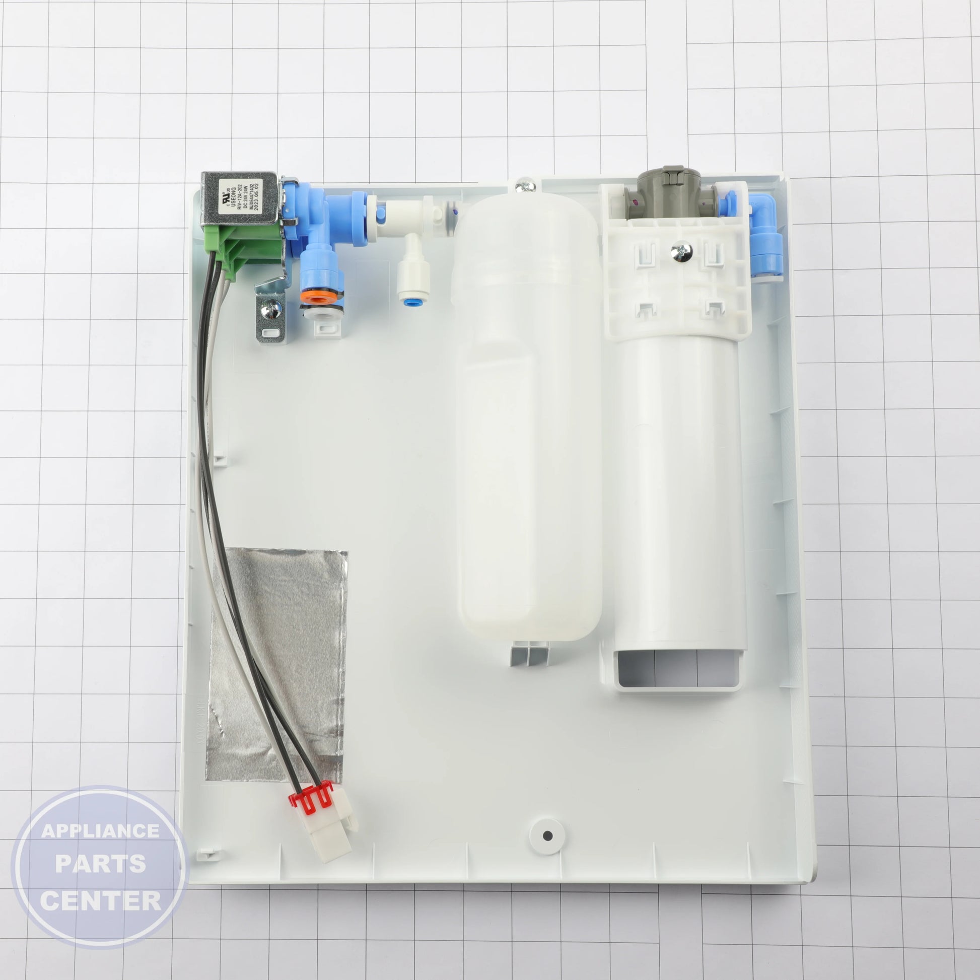 LG FILTER ASSEMBLY,WATER ADQ73913310 - Installation in LG model demonstrating easy mounting points