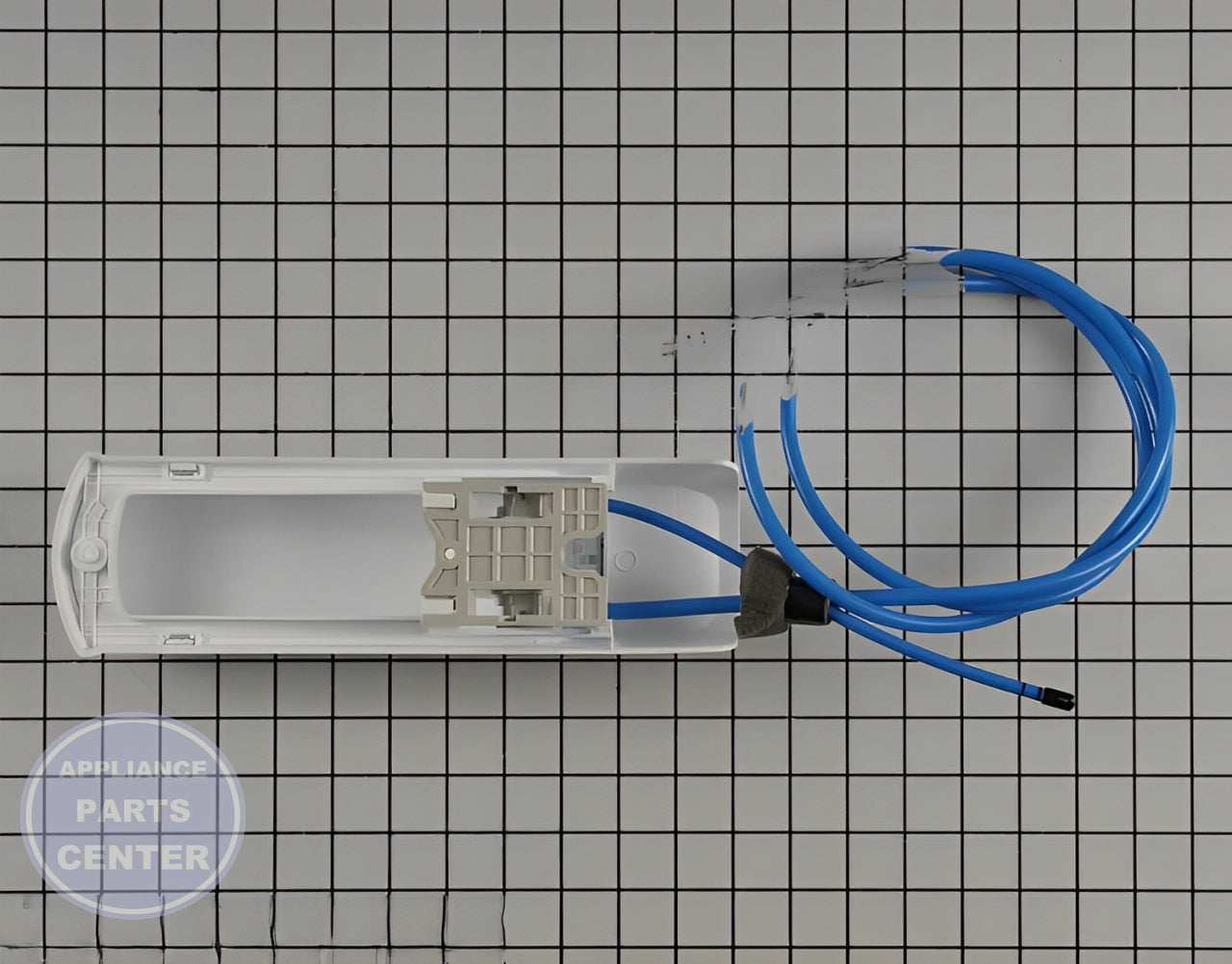 Water Filter ADQ74813701 - Detailed view of 300-gallon filtering capacity