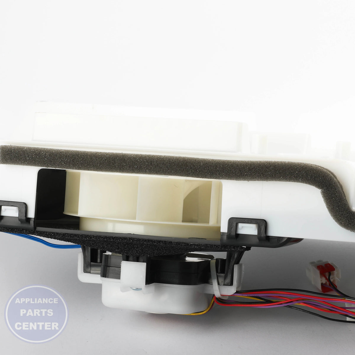 L-G GRILLE ASSEMBLY,FAN AEB73564901 - Installation in L-G model showing key mounting points