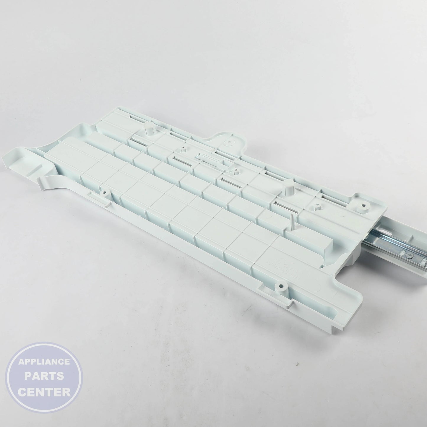 GUIDE ASSEMBLY,RAIL AEC73697601 - Detailed view of precision technical details