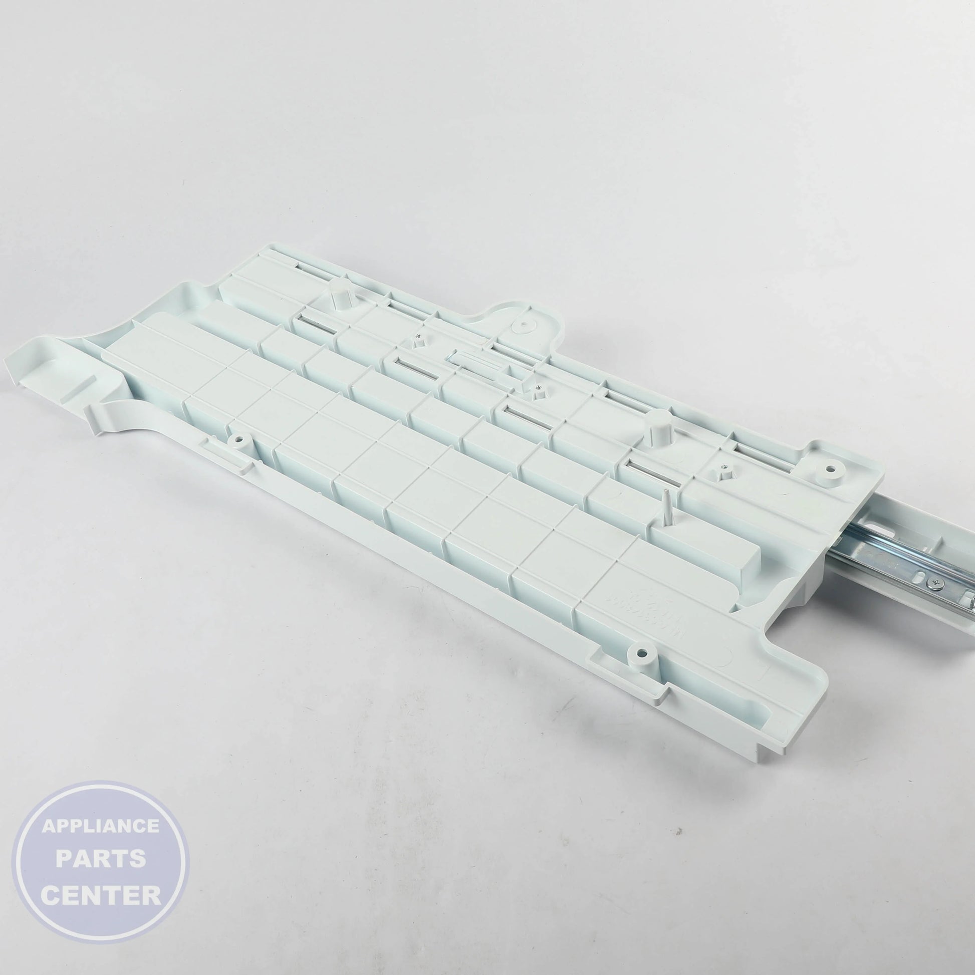 GUIDE ASSEMBLY,RAIL AEC73697601 - Detailed view of precision technical details