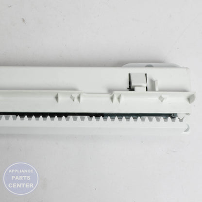 L-G GUIDE ASSEMBLY,RAIL AEC73877604 - Installation in L-G model demonstrating easy mounting points