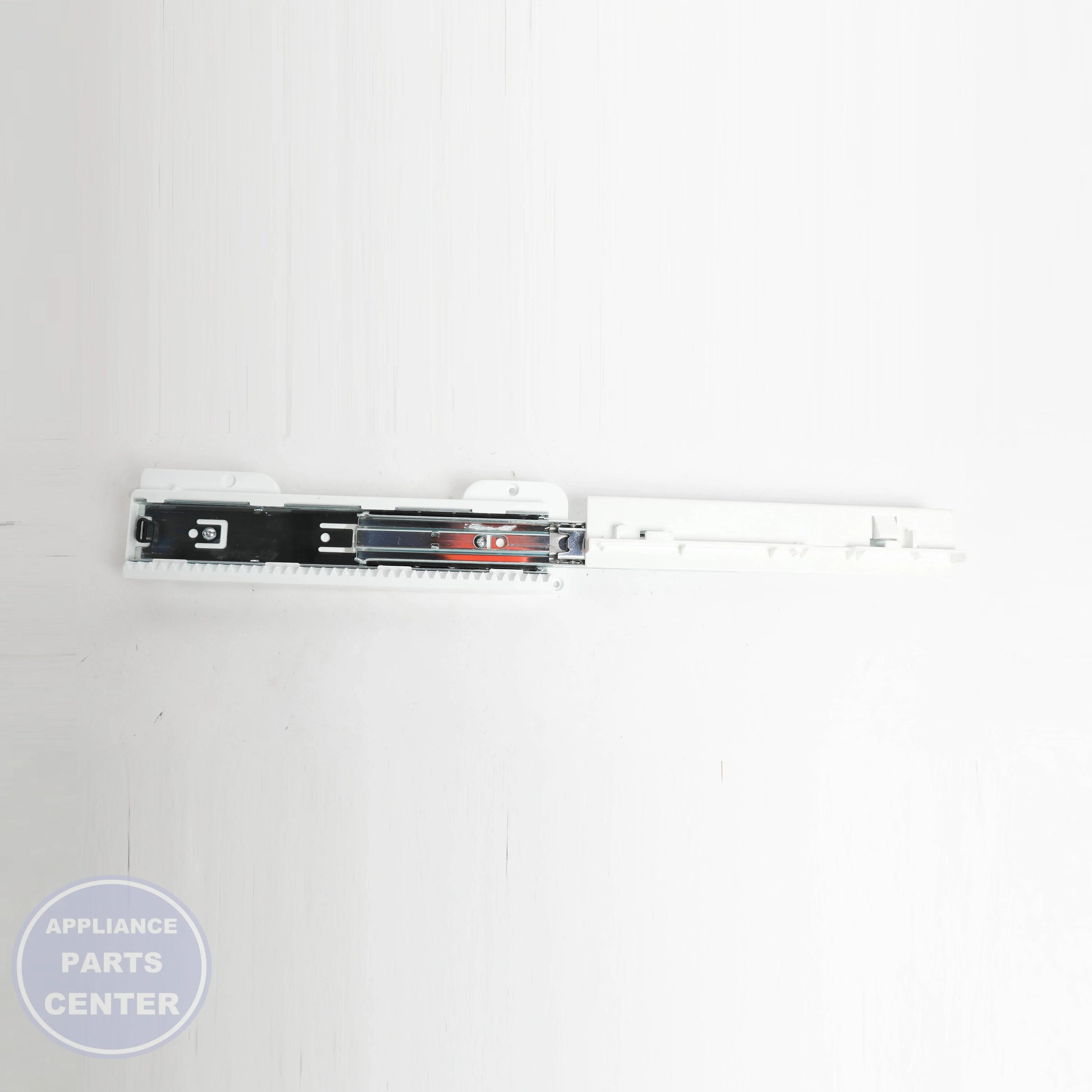 L-G GUIDE ASSEMBLY,RAIL AEC73877604 - Installation in L-G model demonstrating easy mounting points