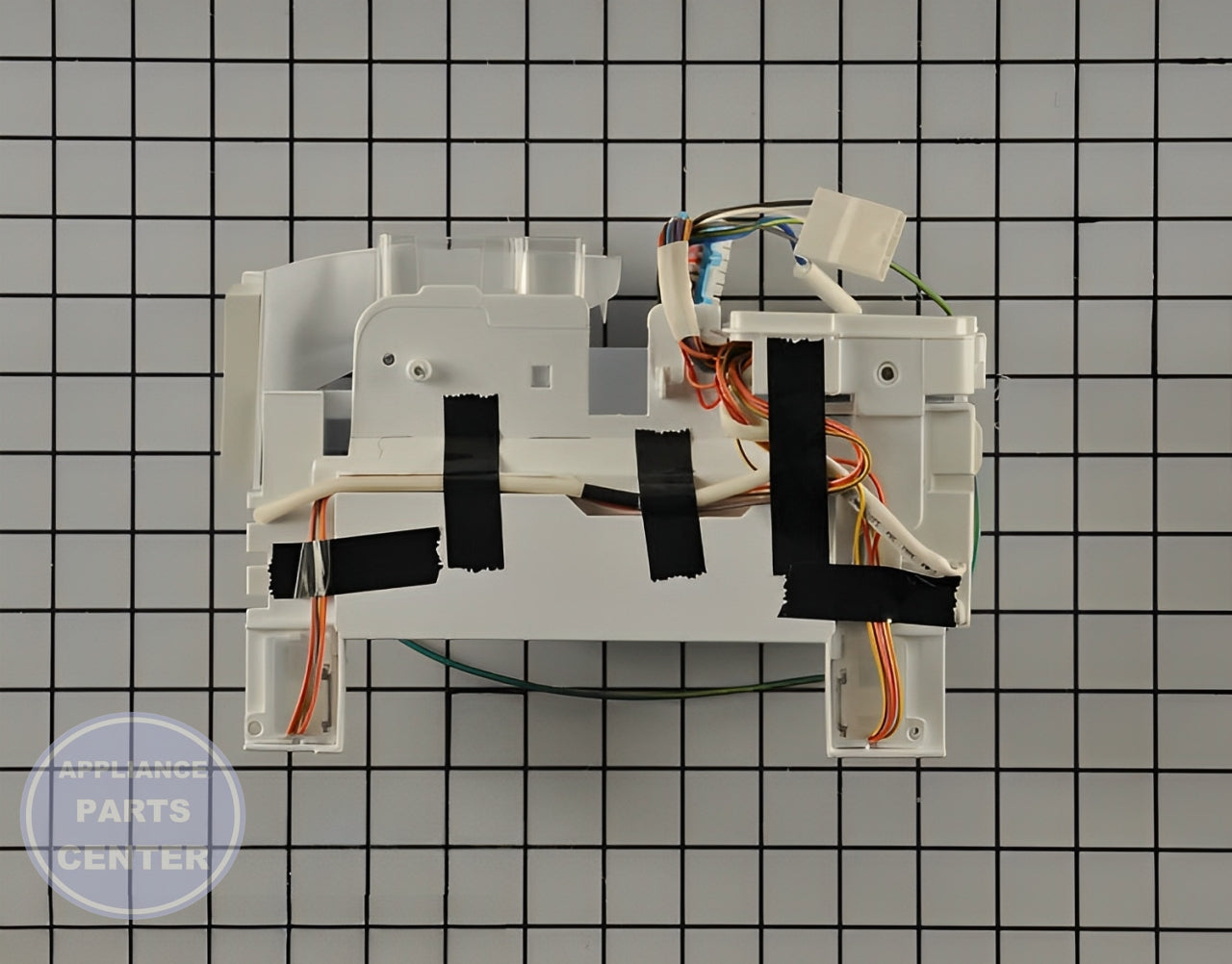 LG ICE MAKER ASSEMBLY KIT AEQ72910412 - Detailed view of efficient ice-making mechanism