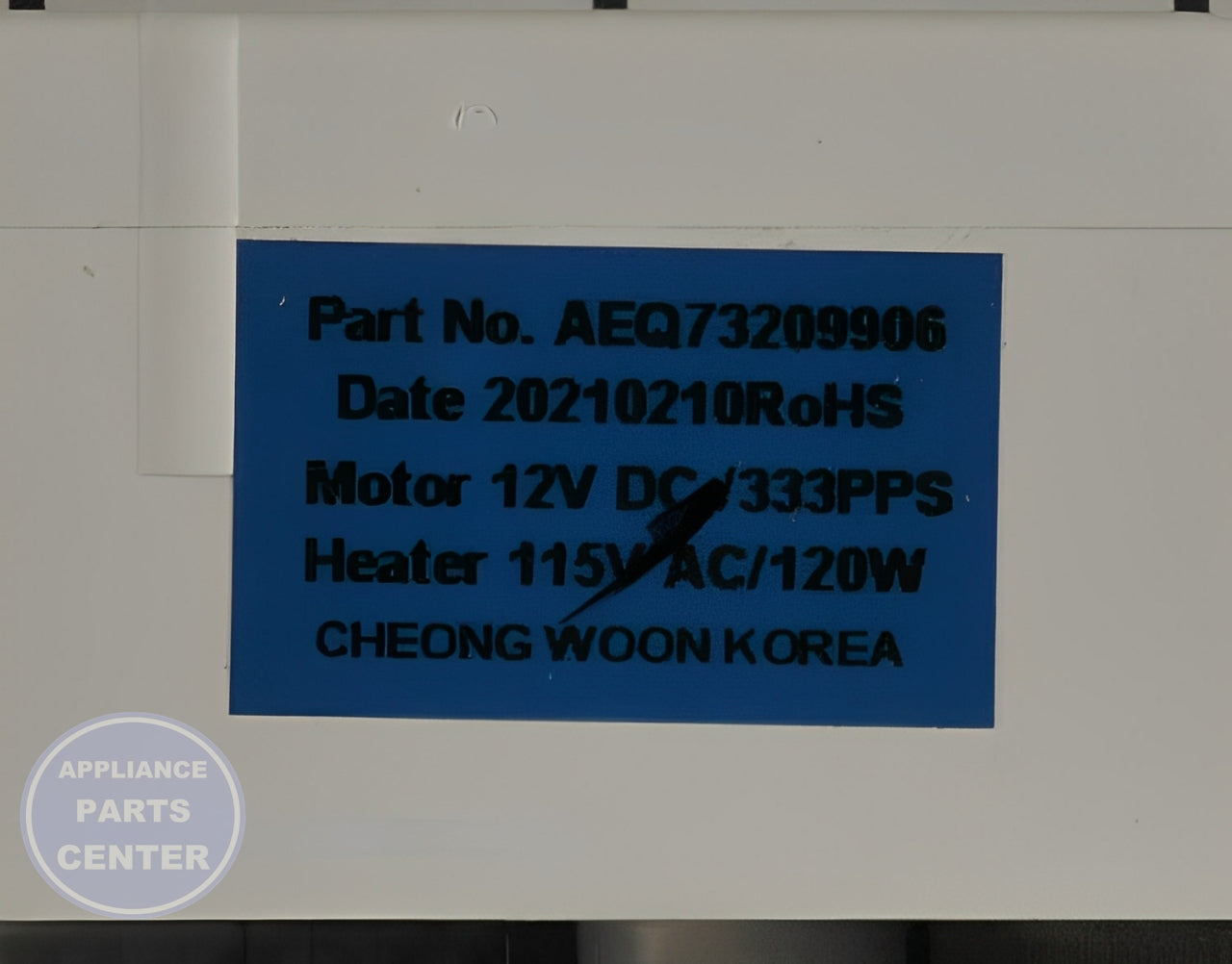 LG ICE MAKER ASSEMBLY KIT AEQ73209906 - Installation in specific model showing mounting points
